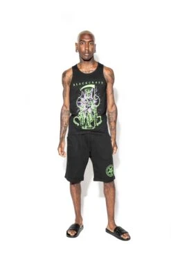 Demon Throne Sweat Shorts -Layered Shop BCC May2021 25 ff3ab64e d60a 4b3d a61f 308952458fc1
