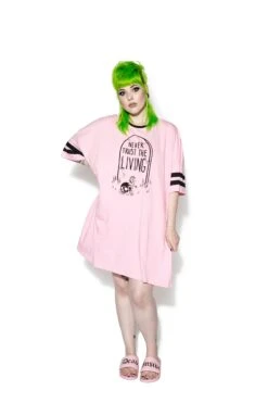 Pink Never Trust The Living - Dorm Shirt -Layered Shop BCC May2021 334