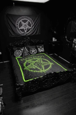 Slime Baphomet - Sherpa Blanket -Layered Shop ScreenShot2021 11 01at4.46.35PM